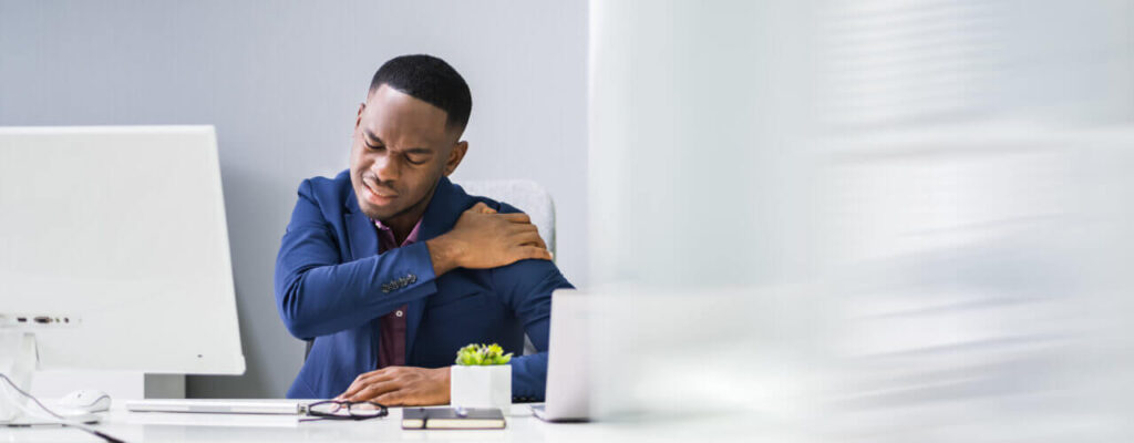 Is Your Posture Poor? If So, It May Lead to Shoulder Impingement